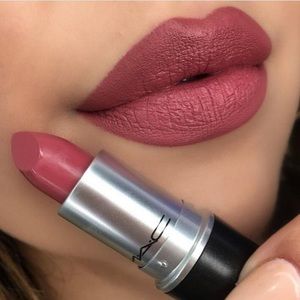 MAC Mehr Lipstick